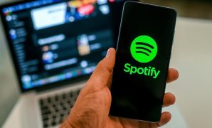 Cara Memutar Lagu di Spotify