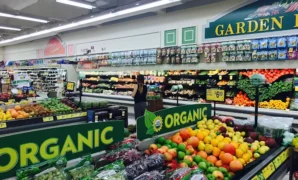 Grocery Store in Maui