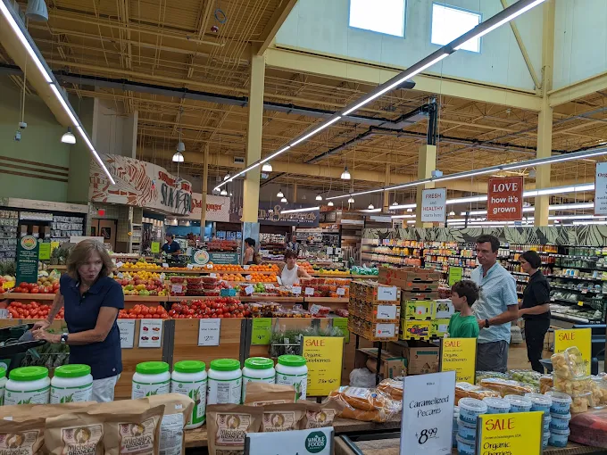 Grocery Store in Naples Grocery Store in Naples