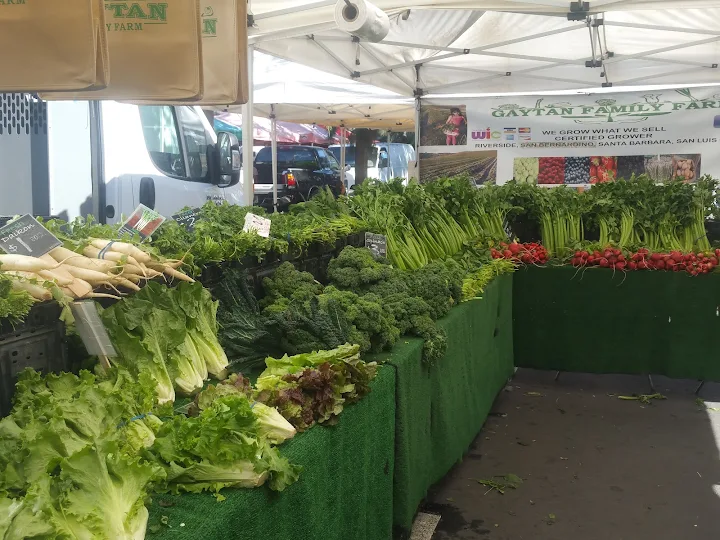 Farmers Market at Mariners Church