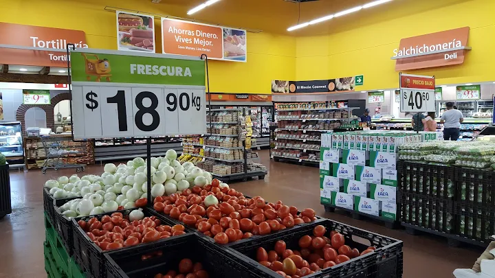 Grocery Store in Cabo San Lucas