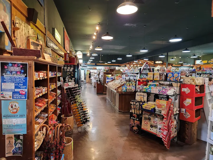Grocery Store in Helen GA