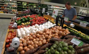 Grocery Store in Key Largo